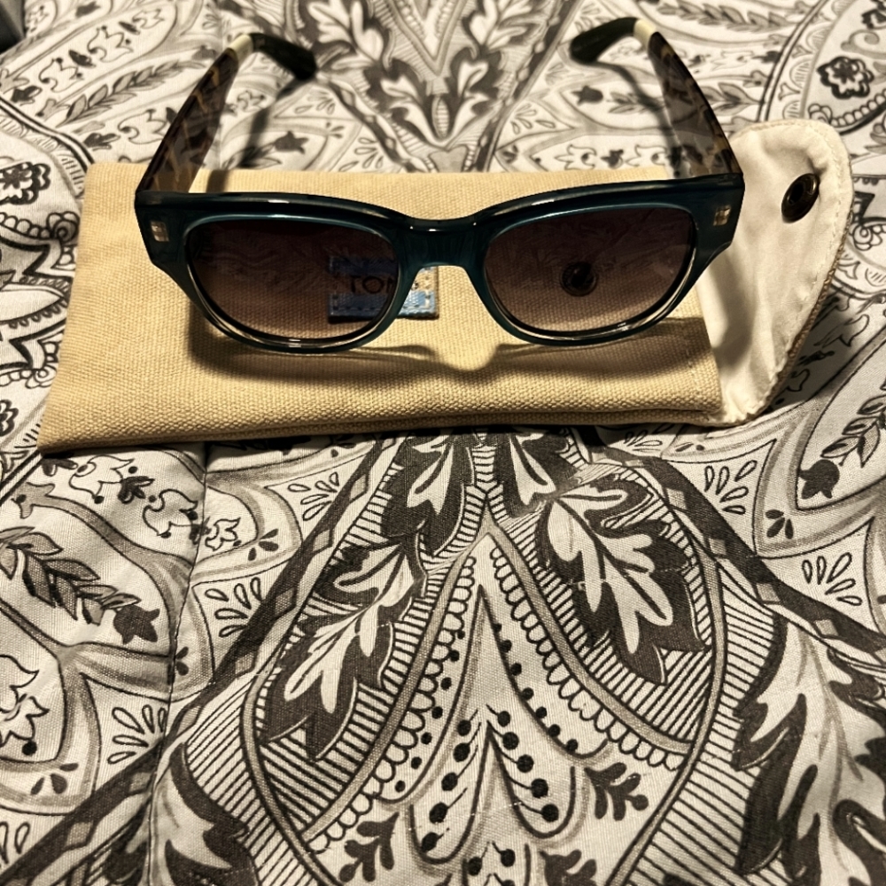 Tom's Sunglasses